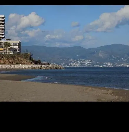 284 Avenida Carlota Alessandri *